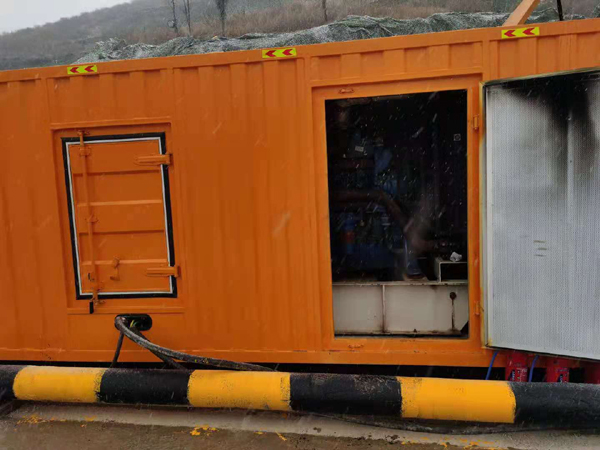 白云矿区发电机出租 柴油发电机组电压低报警怎么办?
