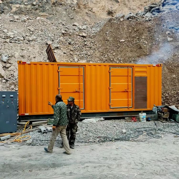 白云矿区如何选择适合自己的 800KW 柴油发电机组?